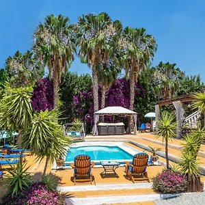 Hacienda Sol , Trapiche (Malaga) Spain